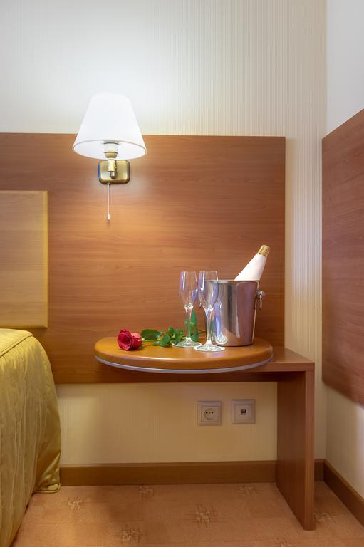 מאמאיה Hotel Palas חדר תמונה